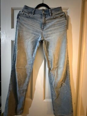 American Eagle Outfitters Light Blue Straight-Leg Jeans